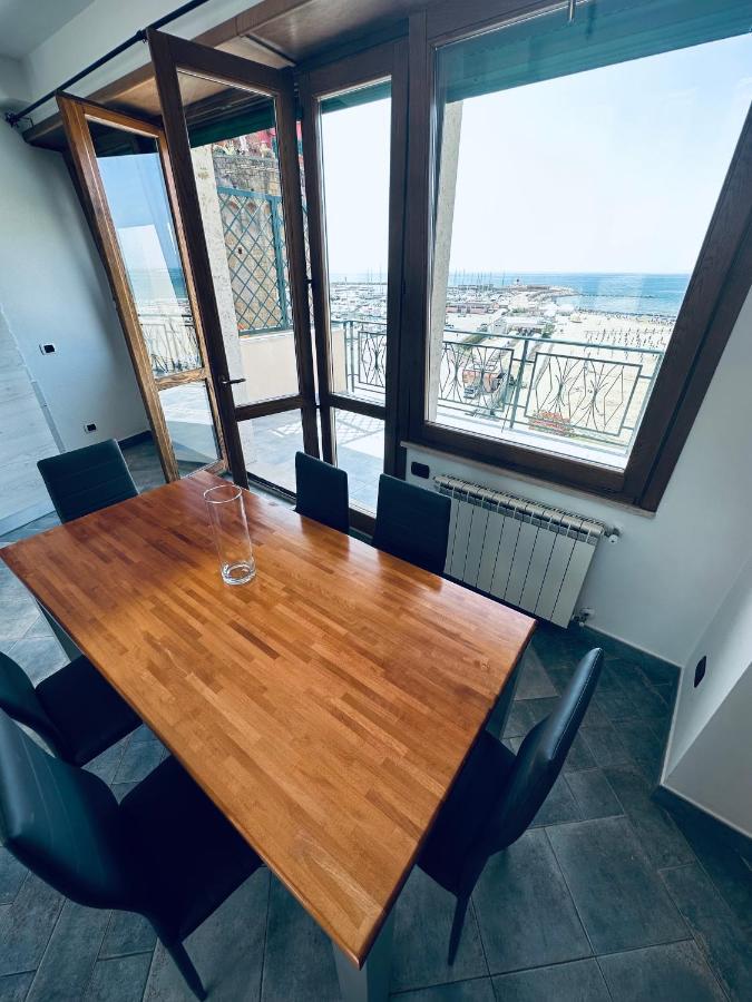 נטונו Newhouse Victoria - Sea View Apartment מראה חיצוני תמונה